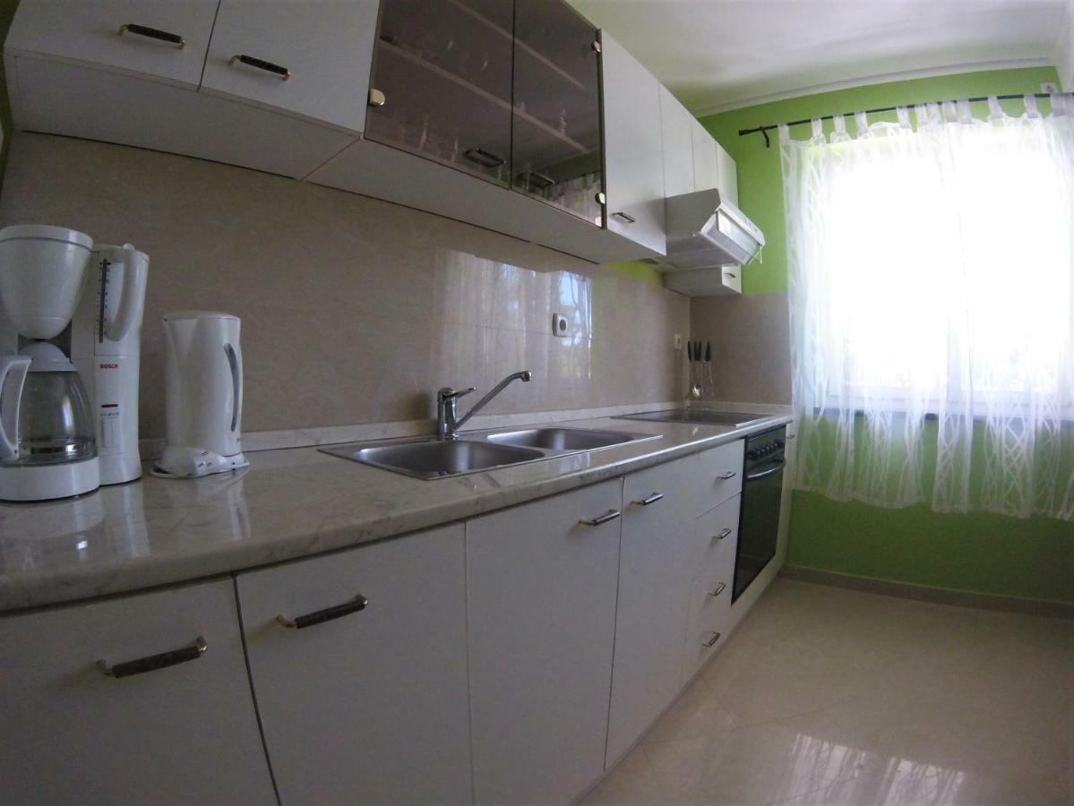 Apartments Olivera Supetarska Draga Bagian luar foto