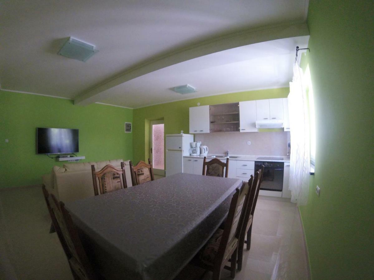 Apartments Olivera Supetarska Draga Bagian luar foto